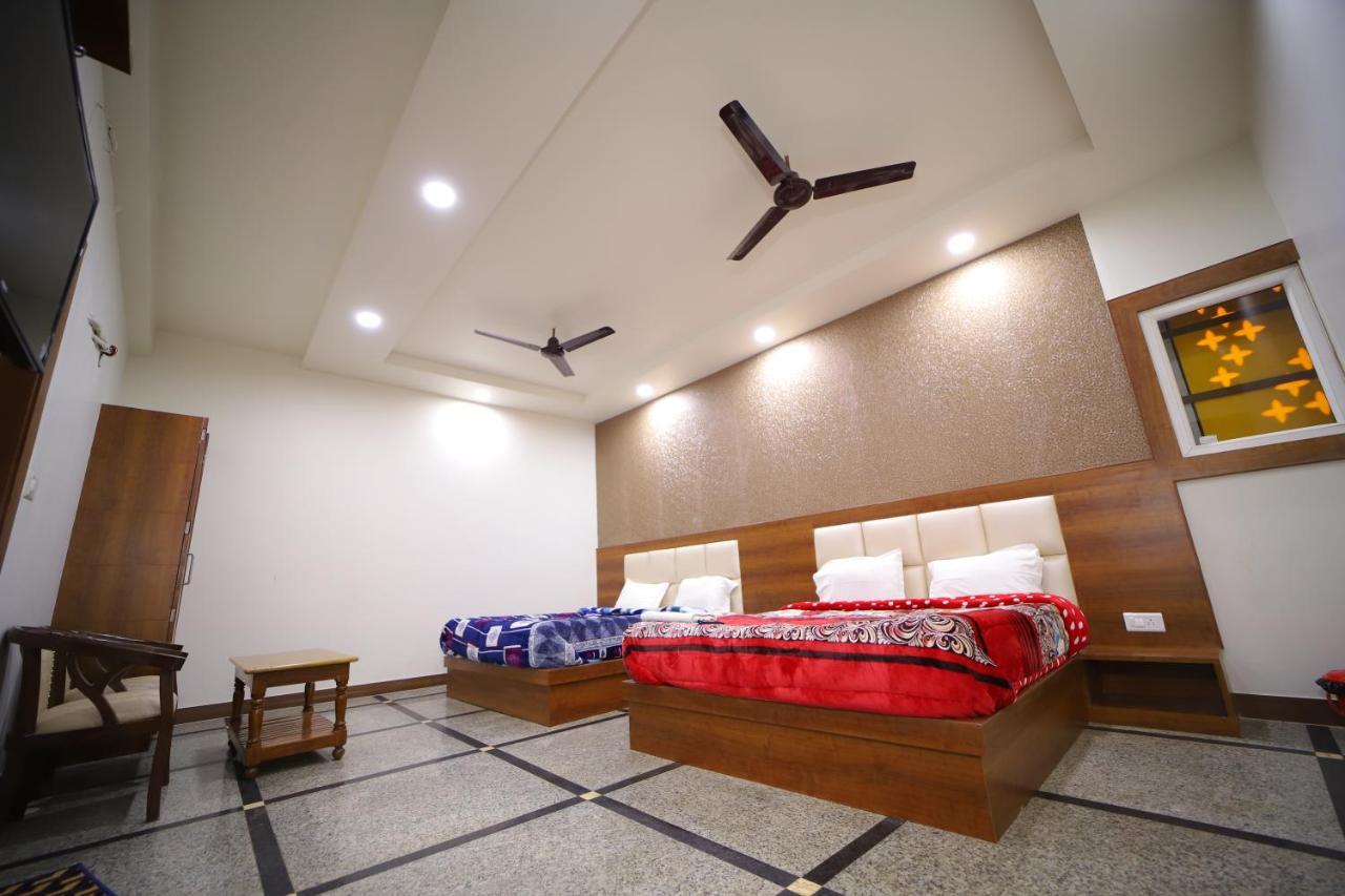 Hotel Royal Phoenix อัครา ภายนอก รูปภาพ