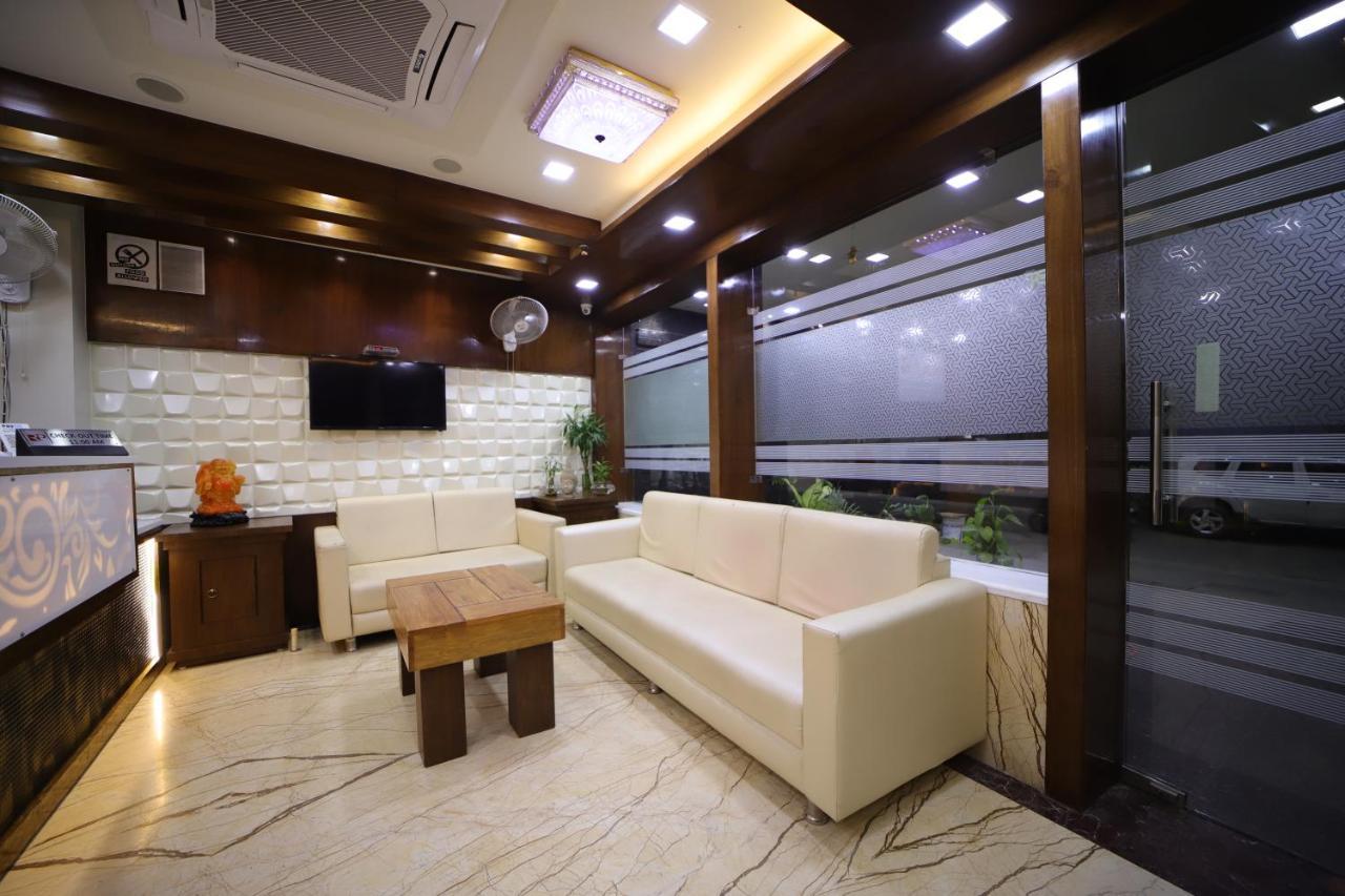 Hotel Royal Phoenix อัครา ภายนอก รูปภาพ