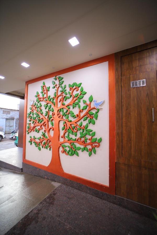 Hotel Royal Phoenix อัครา ภายนอก รูปภาพ