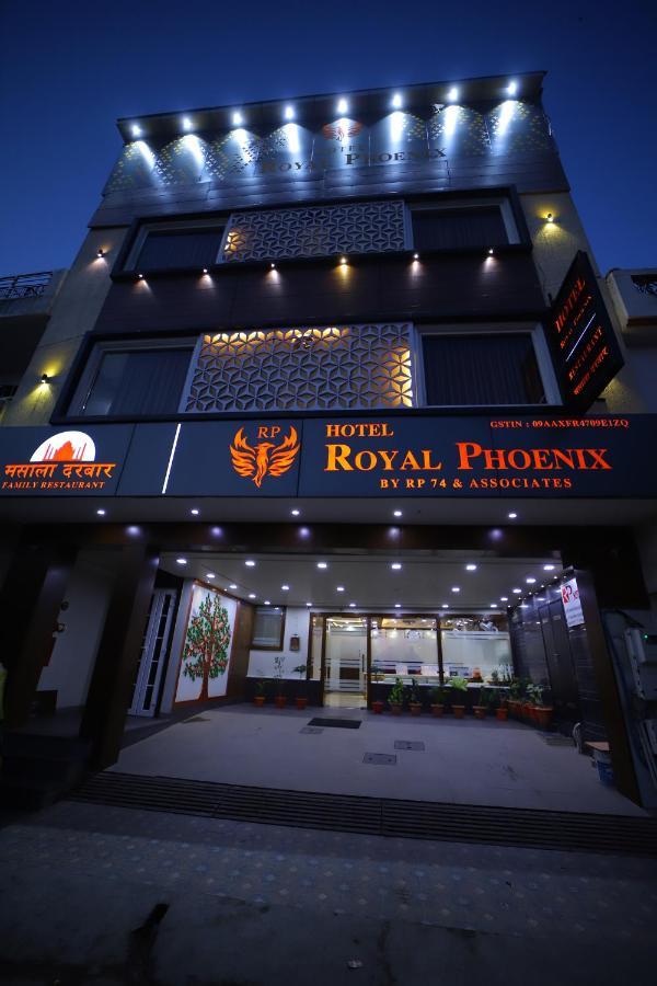 Hotel Royal Phoenix อัครา ภายนอก รูปภาพ