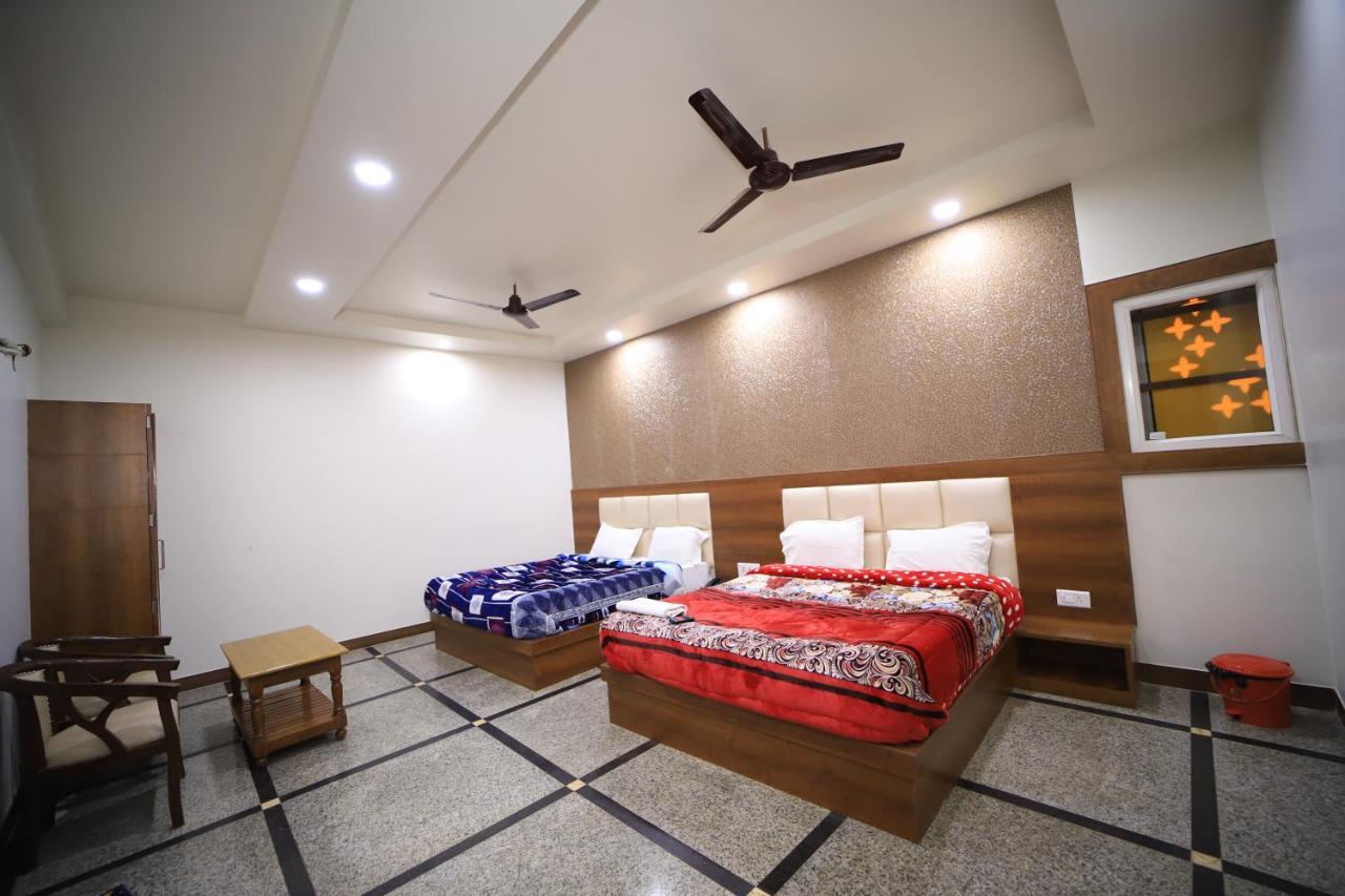 Hotel Royal Phoenix อัครา ภายนอก รูปภาพ