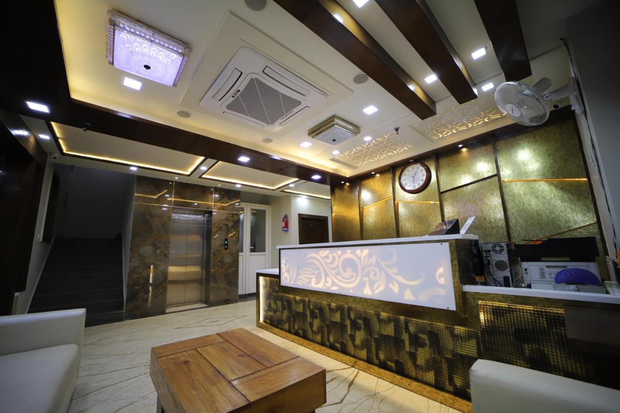 Hotel Royal Phoenix อัครา ภายนอก รูปภาพ